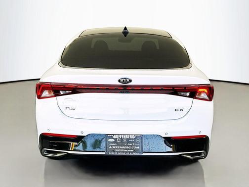 Glacial White Pearl 2021 Kia K5 EX