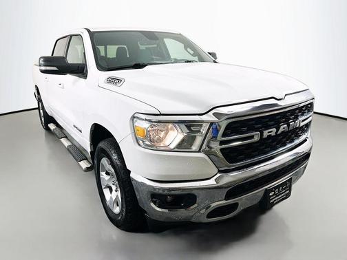 Bright White Clearcoat 2022 RAM 1500 Big Horn