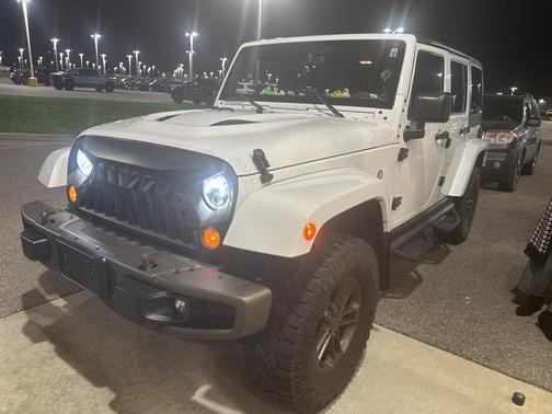 2017 Jeep Wrangler Unlimited Sahara