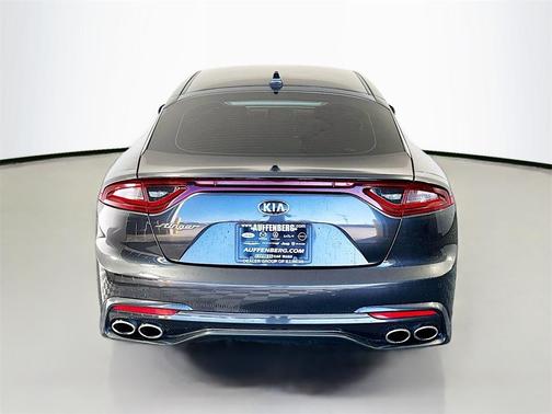 2019 Kia Stinger Base