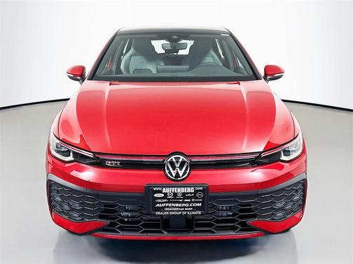 2025 Volkswagen Golf GTI 2.0T SE