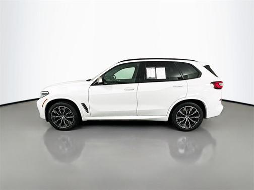 2020 BMW X5 M50i