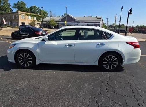 2016 Nissan Altima 2.5 SV
