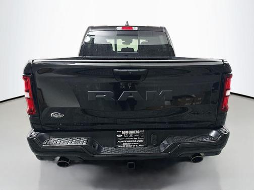 Diamond Black 2026 RAM 1500 Express