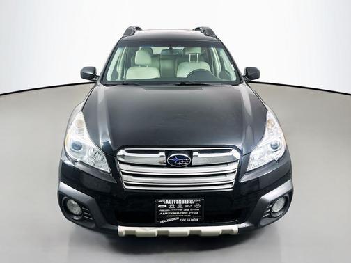 Crystal Black Silica 2013 Subaru Outback 3.6R Limited