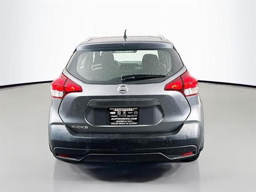 2019 Nissan Kicks S