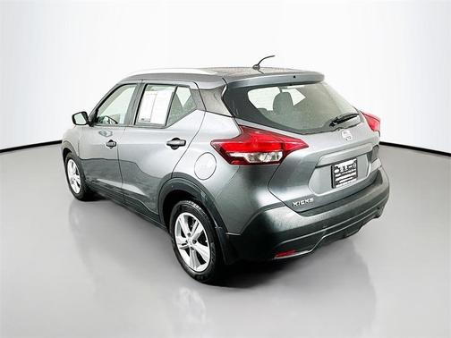 2019 Nissan Kicks S
