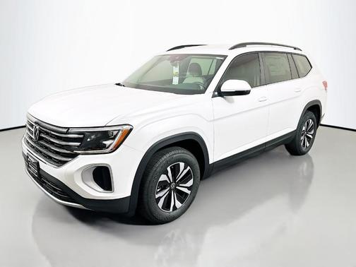 Opal White Pearl 2026 Volkswagen Atlas 2.0T SE
