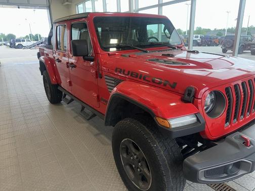 Firecracker Red Clearcoat 2020 Jeep Gladiator Rubicon