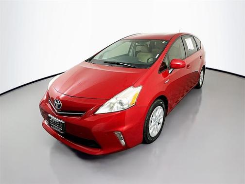 2013 Toyota Prius v Two