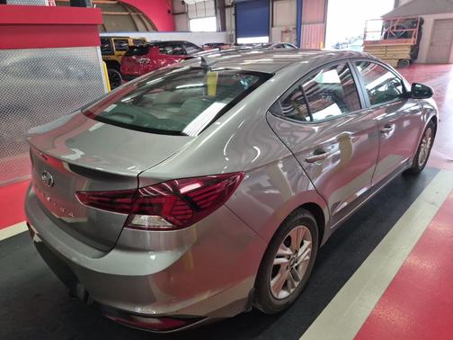 Metal 2020 Hyundai ELANTRA SEL