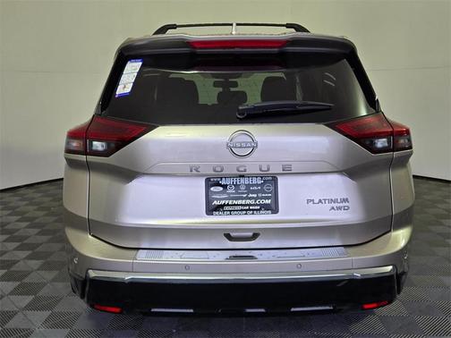 2025 Nissan Rogue Platinum
