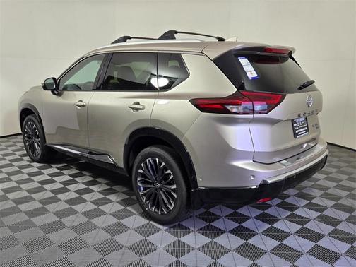 2025 Nissan Rogue Platinum
