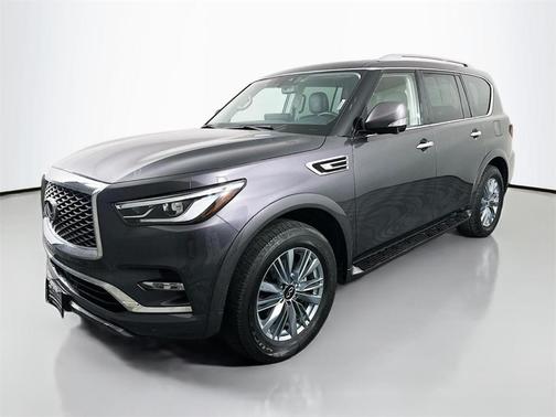 2023 INFINITI QX80 Luxe