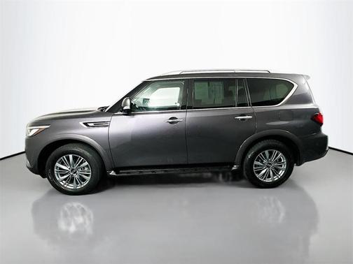2023 INFINITI QX80 Luxe