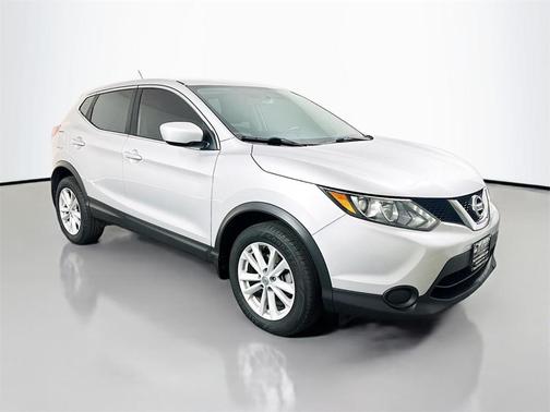 2017 Nissan Rogue Sport S