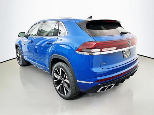 Mountain Lake Blue Metallic 2026 Volkswagen Atlas Cross Sport 2.0T SEL Premium R-Line