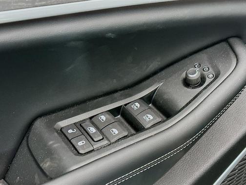 Diamond Black 2026 Jeep Grand Cherokee Limited