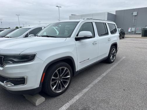 Bright White Clearcoat 2022 Jeep Wagoneer Series III