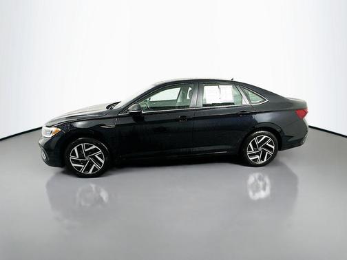 Deep Black Pearl Effect 2022 Volkswagen Jetta 1.5T SEL
