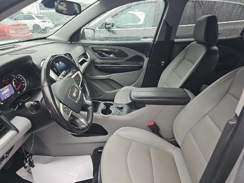 Quicksilver Metallic 2022 GMC Terrain SLT