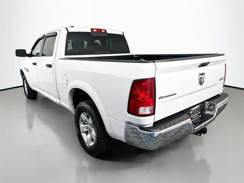 2018 RAM 1500 SLT