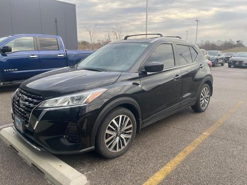 2023 Nissan Kicks SV