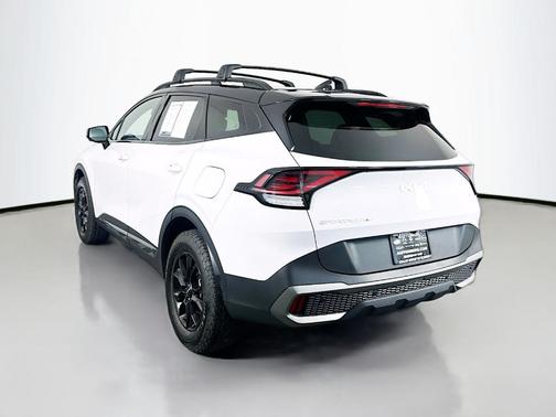 Glacier White Pearl 2024 Kia Sportage X-Pro Prestige
