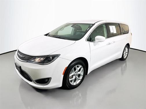 2018 Chrysler Pacifica Touring Plus