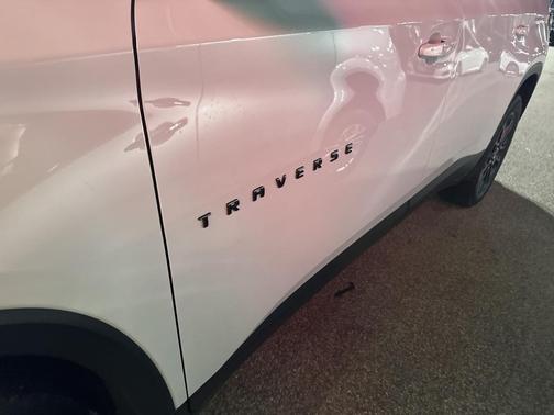 2021 Chevrolet Traverse RS