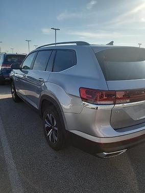 2024 Volkswagen Atlas 2.0T SE