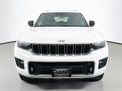 2022 Jeep Grand Cherokee Overland