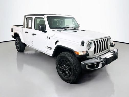 Bright White Clearcoat 2022 Jeep Gladiator Sport