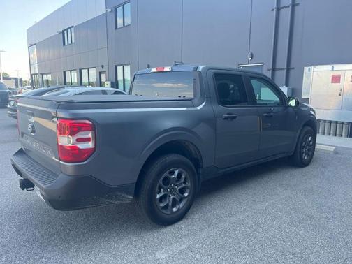 Azure Gray Metallic 2025 Ford Maverick XLT