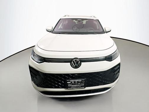 Sandstone 2026 Volkswagen Tiguan 2.0T SEL R-Line