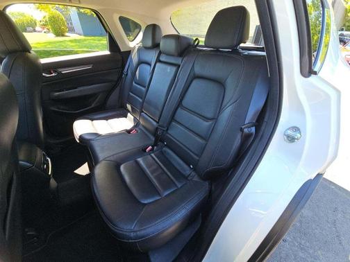 Rhodium White Metallic 2023 Mazda CX-5 2.5 S Premium