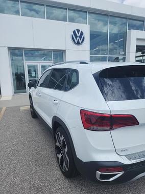 2023 Volkswagen Taos 1.5T SEL