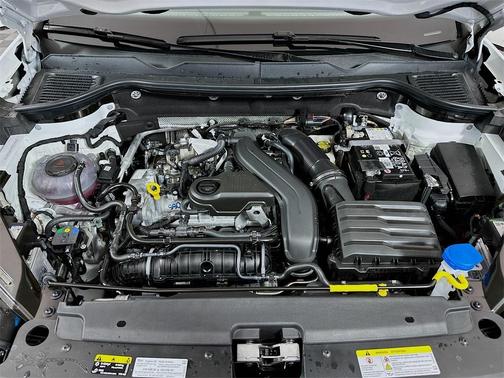 2025 Volkswagen Taos 1.5T SEL