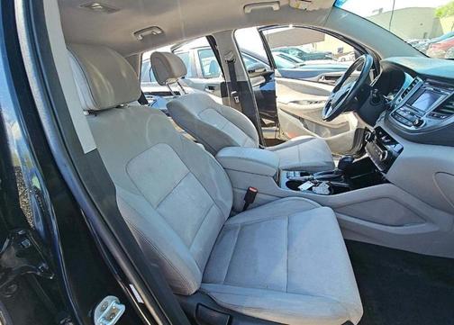 2017 Hyundai TUCSON Sport