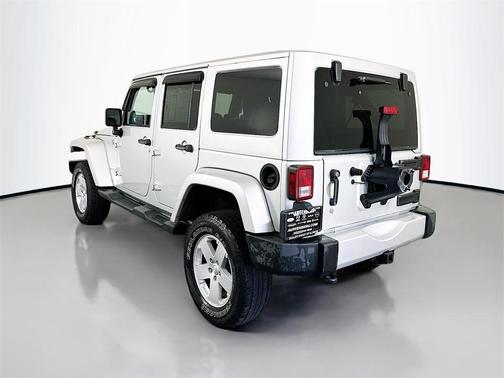 2012 Jeep Wrangler Unlimited Sahara