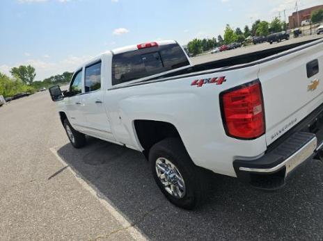 Summit White 2018 Chevrolet Silverado 2500 LTZ