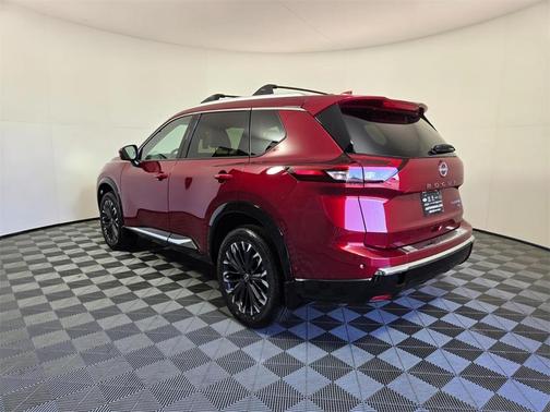 2025 Nissan Rogue Platinum
