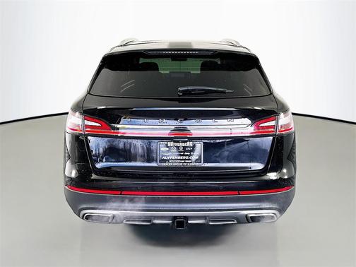 2021 Lincoln Nautilus Reserve