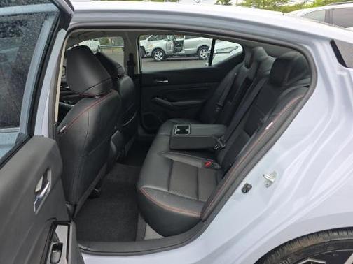 Gray Sky Pearl 2023 Nissan Altima 2.5 SR
