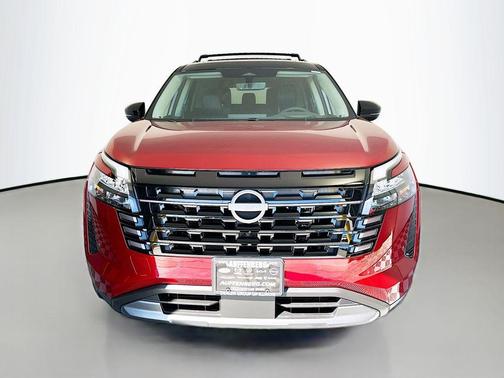 2t Red Blk Roof 2026 Nissan Pathfinder Platinum