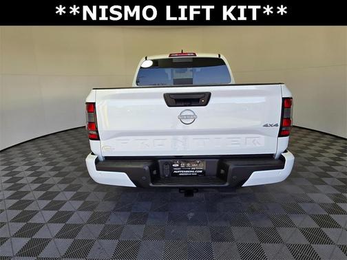 2025 Nissan Frontier SV