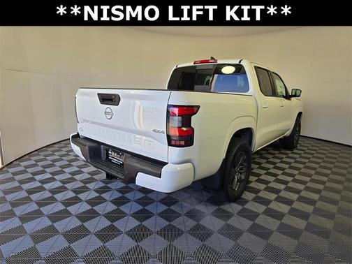 2025 Nissan Frontier SV