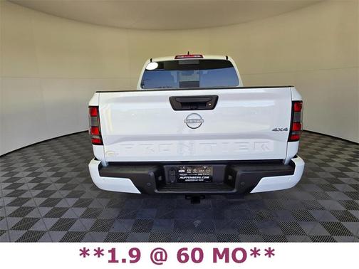 2025 Nissan Frontier SV