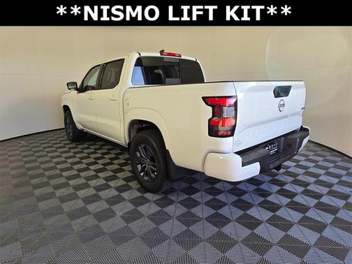 2025 Nissan Frontier SV