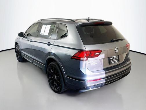 2021 Volkswagen Tiguan 2.0T SE R-Line Black